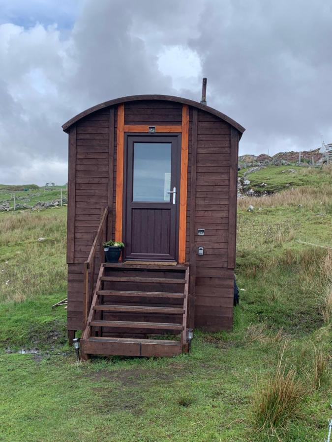 Eco Crofters Wagon By The Beach Oldshoremore 외부 사진